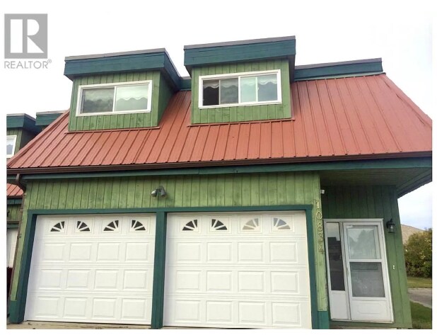 10834-10102 102 St in Fort St John, BC - Building Photo