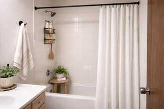 Diamond Lake Properties in Minneapolis, MN - Foto de edificio - Building Photo