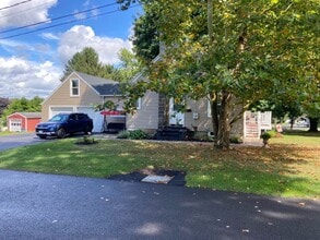 103 Summit St in Fairport, NY - Building Photo - Building Photo