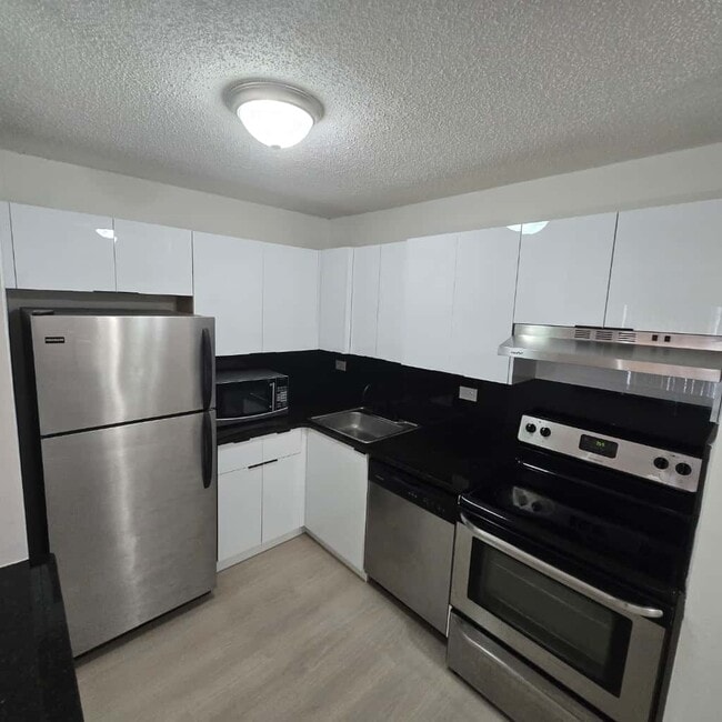 6935 NW 179th St, Unit 204