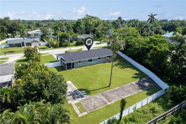property at 1380 Sunbury Dr
