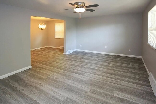 251-253-253 Dakota Ave in Pittsburgh, PA - Building Photo - Building Photo