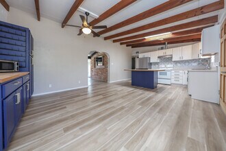 7232 E Paseo San Andrés in Tucson, AZ - Building Photo - Building Photo