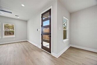 8310 Mariah St in Houston, TX - Building Photo - Building Photo