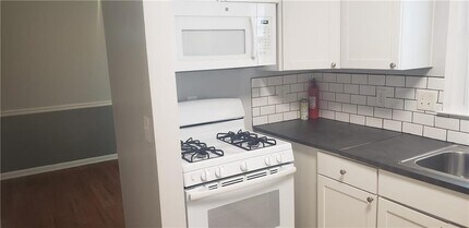 760 Indian Lake Dr NW in Lilburn, GA - Building Photo - Building Photo