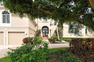 591 Putting Green Ln in Longboat Key, FL - Building Photo - Building Photo