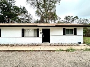 1120 Elm Ave in Waco, TX - Building Photo - Building Photo