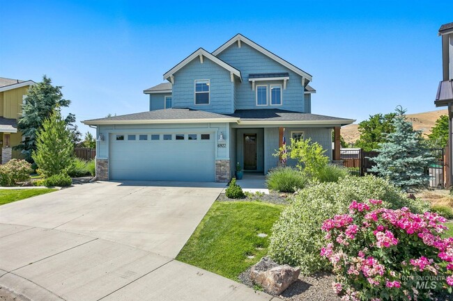 property at 6922 E Tao St
