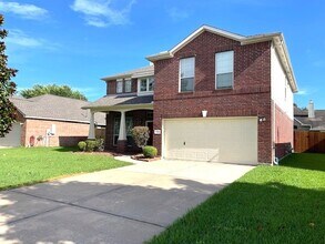 2629 Brown Pelican Ln in League City, TX - Building Photo - Building Photo