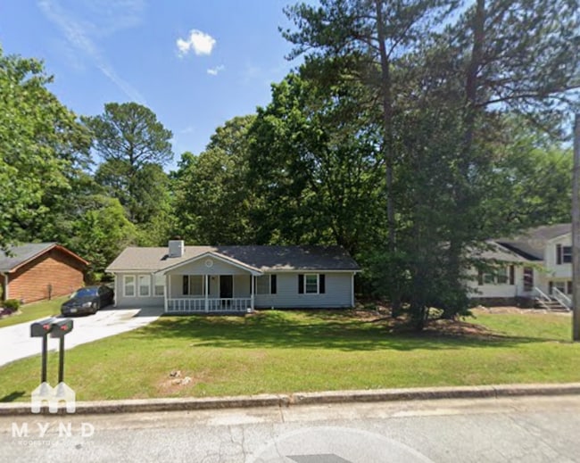 1656 Cherry Hill Rd SW