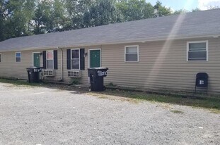 911 Riviera Dr in Murfreesboro, TN - Building Photo