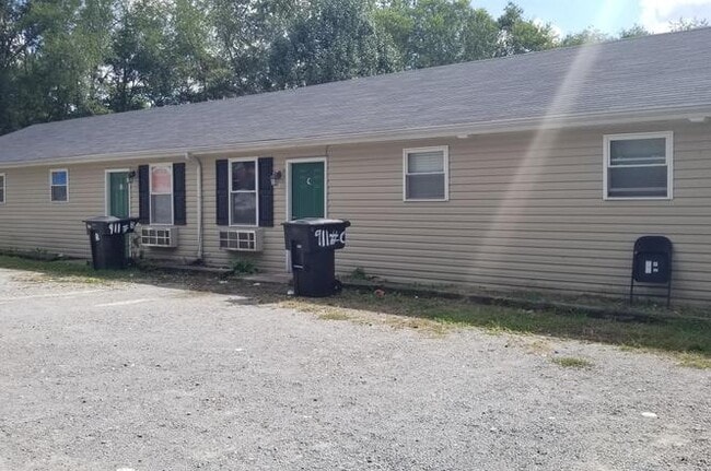 property at 911 Riviera Dr