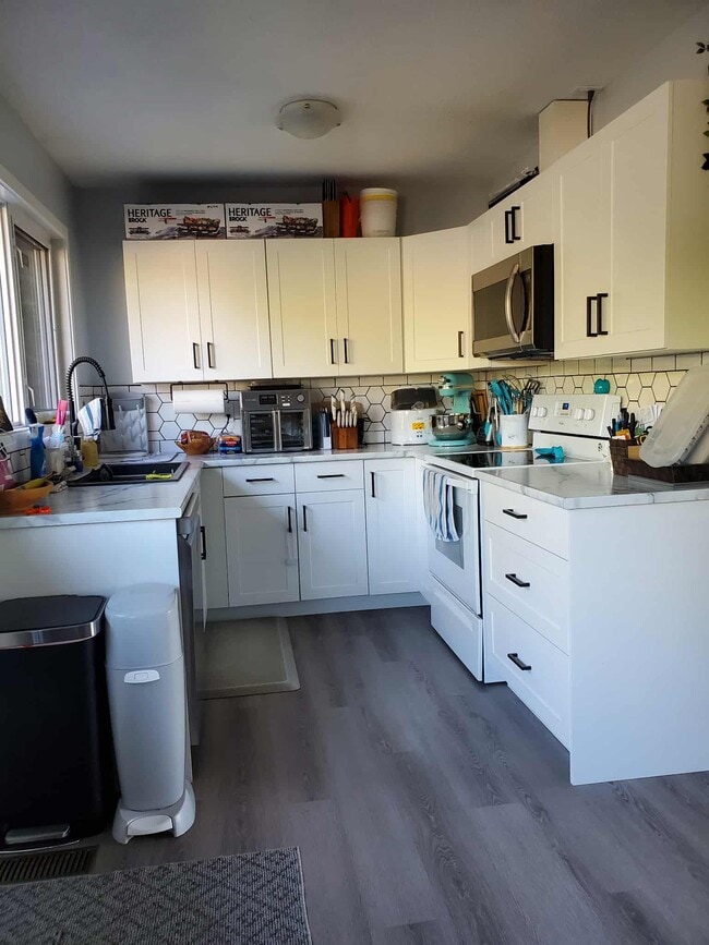 300-130-3002746 Quince St in Prince George, BC - Building Photo - Building Photo