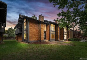 1347 S Crystal Way in Aurora, CO - Building Photo