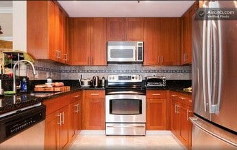 350 Broderick St., Unit 217 in San Francisco, CA - Building Photo - Building Photo