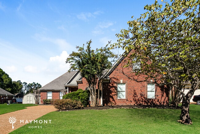 property at 9716 Kingsridge Dr