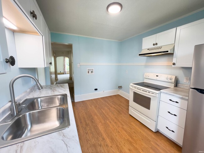 835 Columbia Ave in Fort Wayne, IN - Building Photo - Building Photo