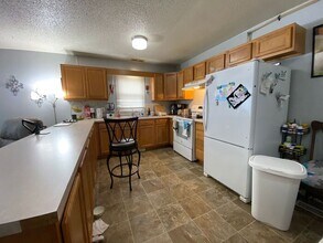 917 20th Ave in Coralville, IA - Building Photo - Building Photo
