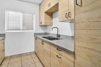 425 Bonair St in San Diego, CA - Building Photo - Building Photo