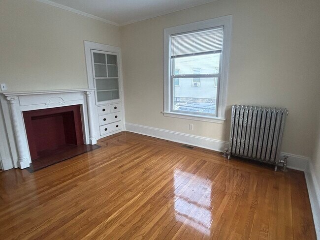 18 Auburn St in Malden, MA - Foto de edificio - Building Photo