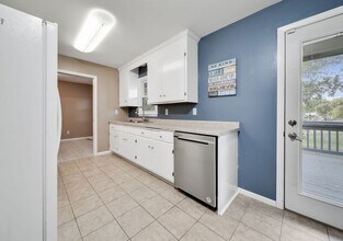 6367 Zinnia Ln N in Maple Grove, MN - Building Photo - Building Photo