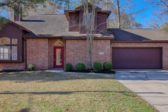 1815 Tickner St in Conroe, TX - Building Photo - Building Photo