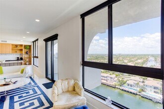 1500 S Ocean Dr in Hollywood, FL - Foto de edificio - Building Photo