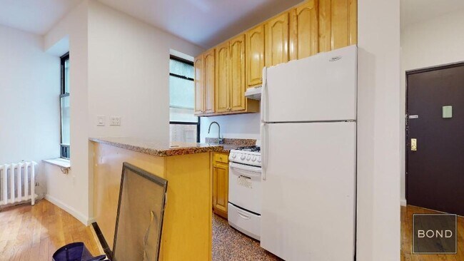 188 Second Avenue in New York, NY - Building Photo - Building Photo