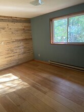 9818 NE Day Rd E in Bainbridge Island, WA - Building Photo - Building Photo