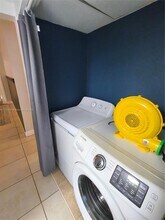 7809 NW 67th Ave in Tamarac, FL - Building Photo - Building Photo