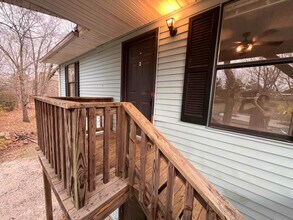 621 Co Rd 207, Unit 3 in Eureka Springs, AR - Foto de edificio - Building Photo