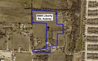 8869 Liberty Rd in Aubrey, TX - Building Photo