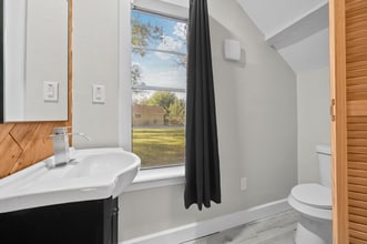 8050 Tavenor Ln in Houston, TX - Building Photo - Building Photo