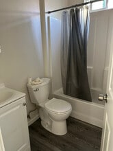 241 W 89th St in Los Angeles, CA - Foto de edificio - Building Photo