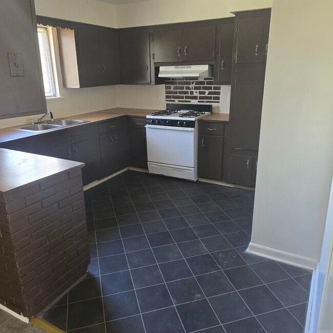 8 Meadowlark Dr in Little Rock, AR - Building Photo - Building Photo