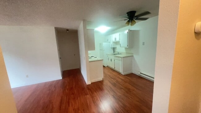 property at 2215 S Chase St