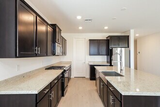 20192 W Palo Verde Dr in Litchfield Park, AZ - Foto de edificio - Building Photo