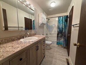 1080 N 18th St in Laramie, WY - Building Photo - Building Photo