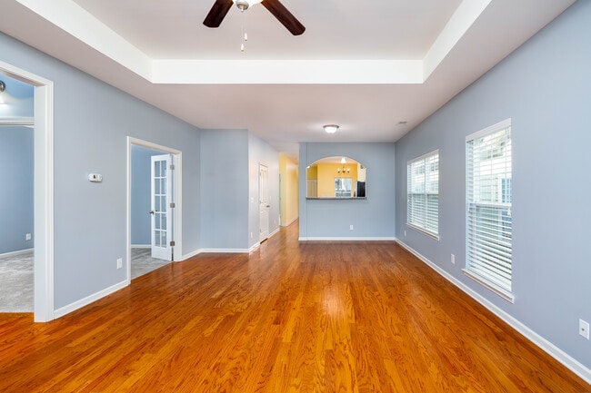 2437 A Duxbury Dr in Columbia, TN - Building Photo - Building Photo