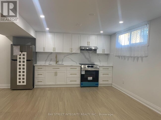 property at 77 Wareside Rd
