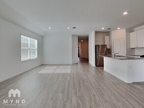 5908 Geronimo Wy in Seguin, TX - Building Photo - Building Photo