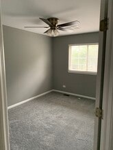 213 Rainmaker Run in Lake In The Hills, IL - Building Photo - Building Photo