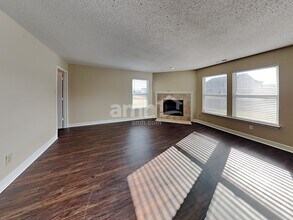 6797 W Raleigh Dr in McCordsville, IN - Foto de edificio - Building Photo