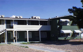 Evergreen Apartments in Las Vegas, NV - Building Photo - Building Photo