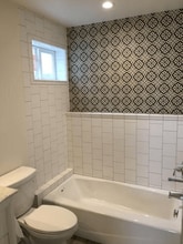 909 Laguna St, Unit B in Santa Barbara, CA - Building Photo - Building Photo