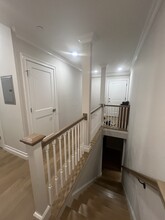 10 Mount Hood Rd, Unit 2 in Boston, MA - Building Photo - Building Photo