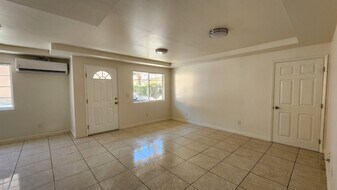 1217 W Martin Luther King Jr Blvd, Unit 1217 W. MLK in Los Angeles, CA - Building Photo