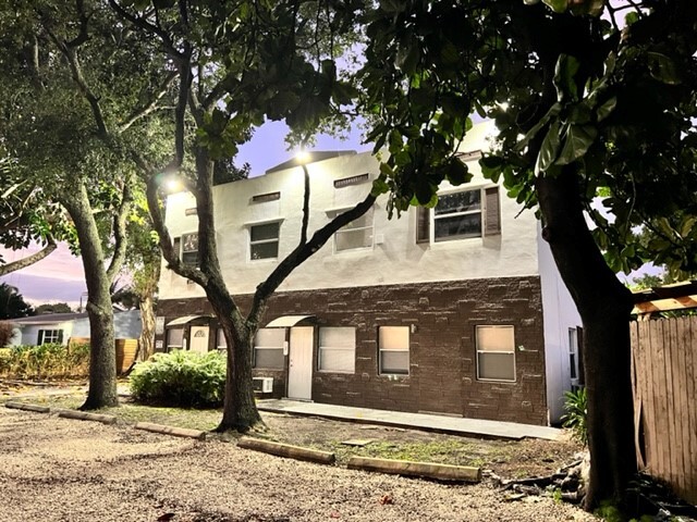 property at 2205 Roosevelt St