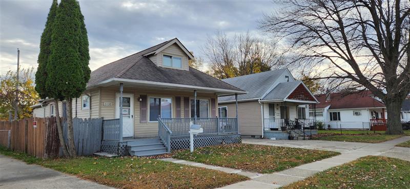 8460 Studebaker Ave in Warren, MI - Foto de edificio