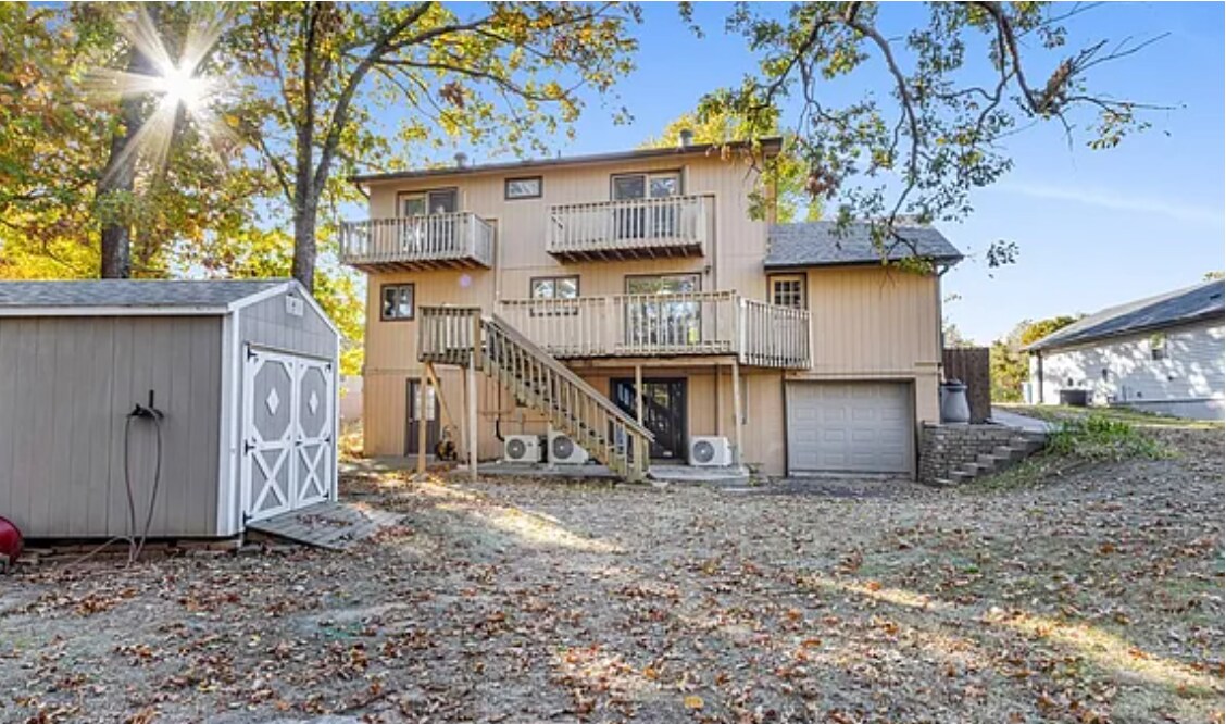 42 Eriboll Ln in Bella Vista, AR - Building Photo